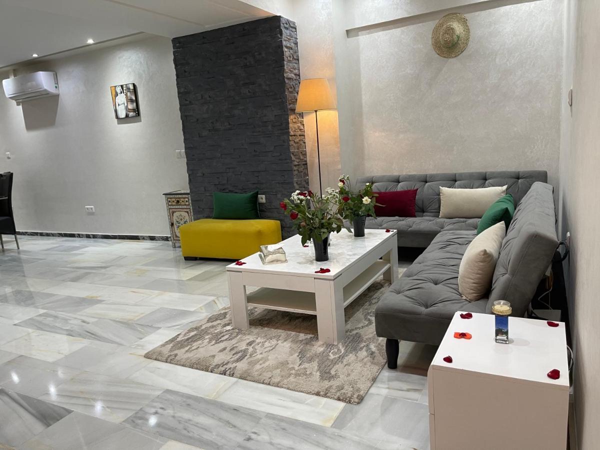 Appartement En Duplex Avec 3 Chambres Haut Standing Gueliz Marrakech Marrakesh Bagian luar foto